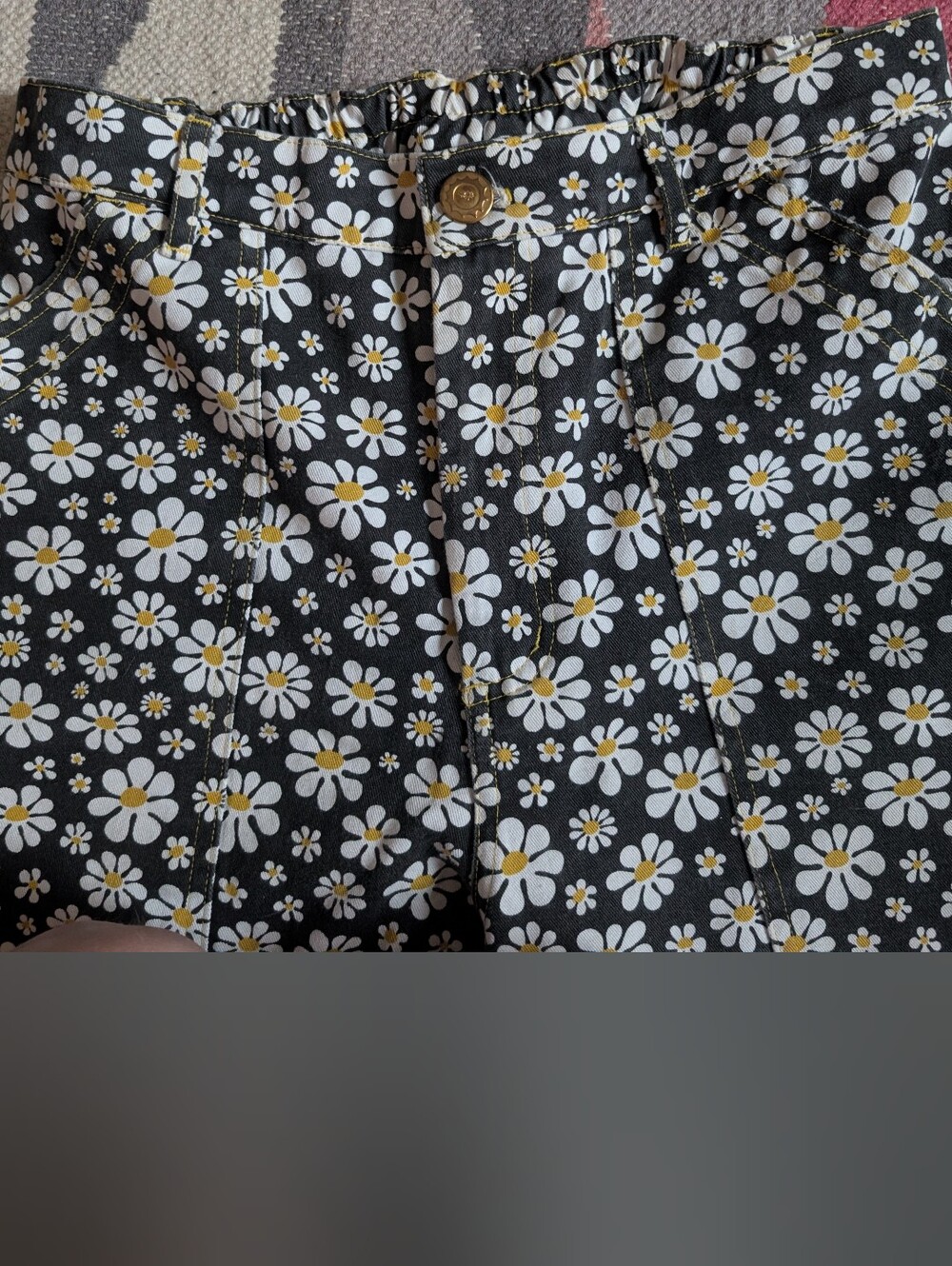 Big Bud Press Black Daisy Print Tapered Pencil Pants M ( Sz 10/12) - Picture 5 of 6